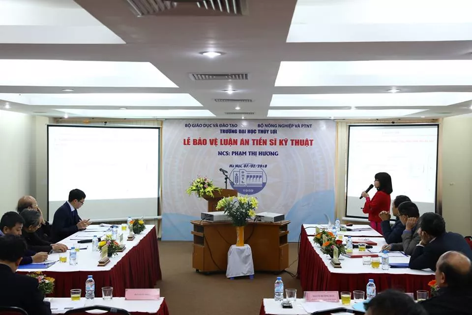 NCS Phạm Thị Hương bảo vệ LATS cấp trường