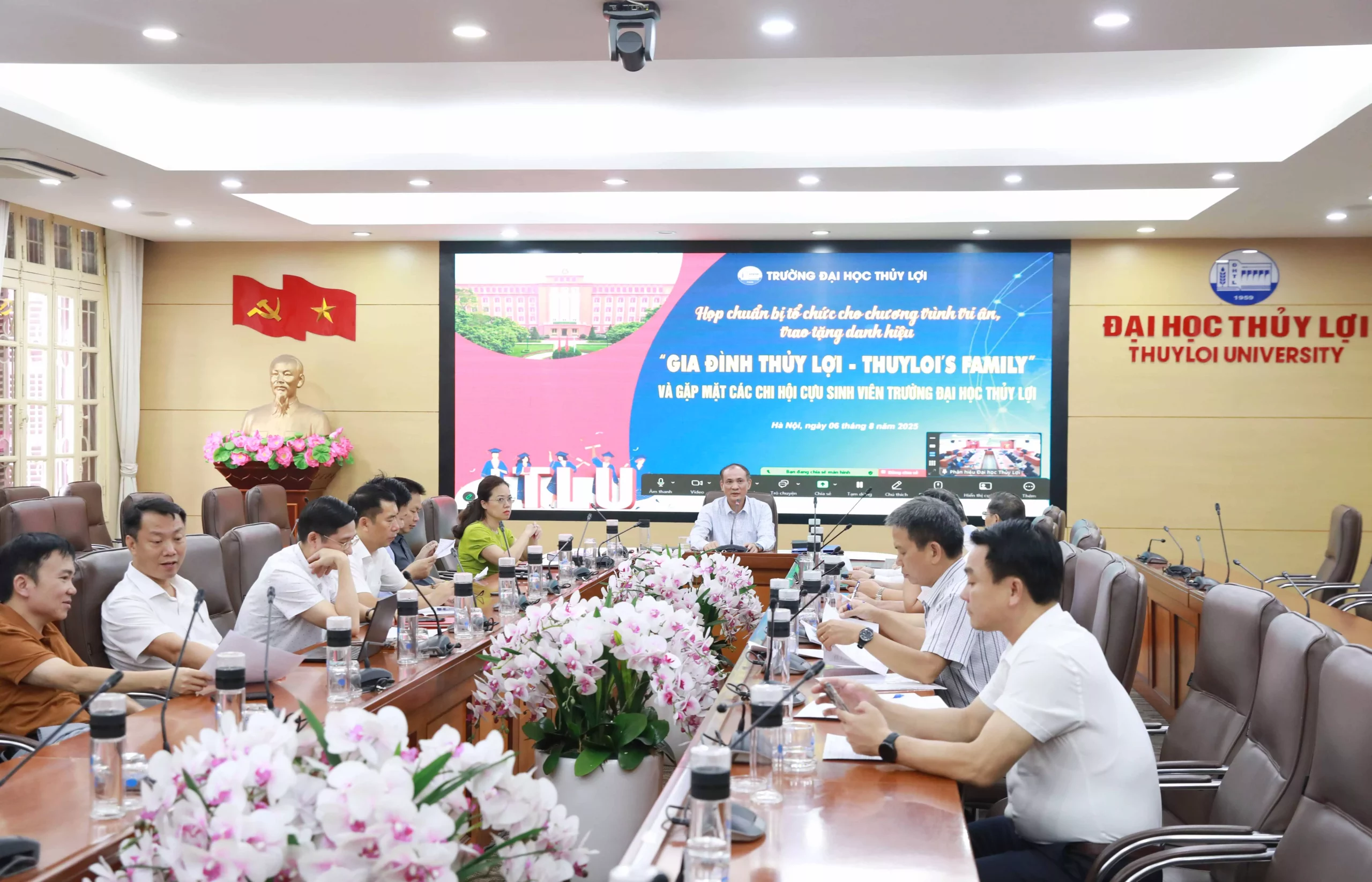Đẩy nhanh công tác chuẩn bị cho Lễ khánh thành tượng đài Sinh viên – Chiến sĩ, Lễ tri ân các “Gia đình Thủy lợi” tiêu biểu và Chi hội Cựu sinh viên các địa phương