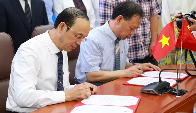 Tăng cường hợp tác giữa Trường Đại học Thủy lợi và Trường Đại học Vũ Hán, Trung Quốc