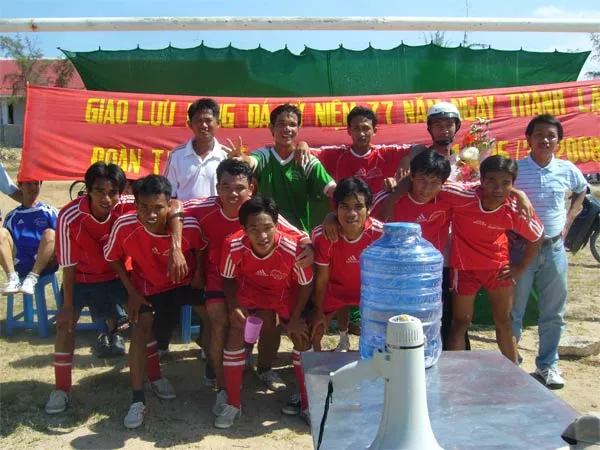 Thanh niên, sinh viên ĐH2 sôi nổi với “Tháng Thanh niên”
