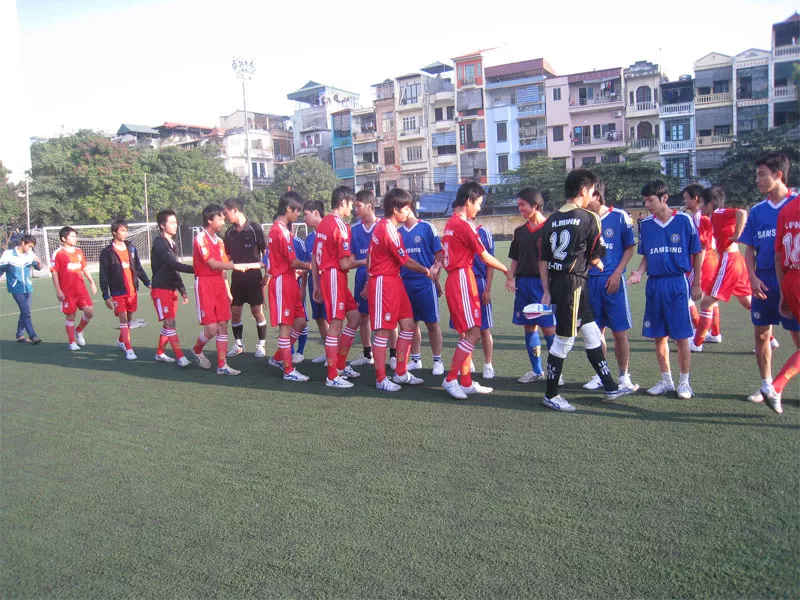 Khai mạc Giải bóng đá sinh viên K52