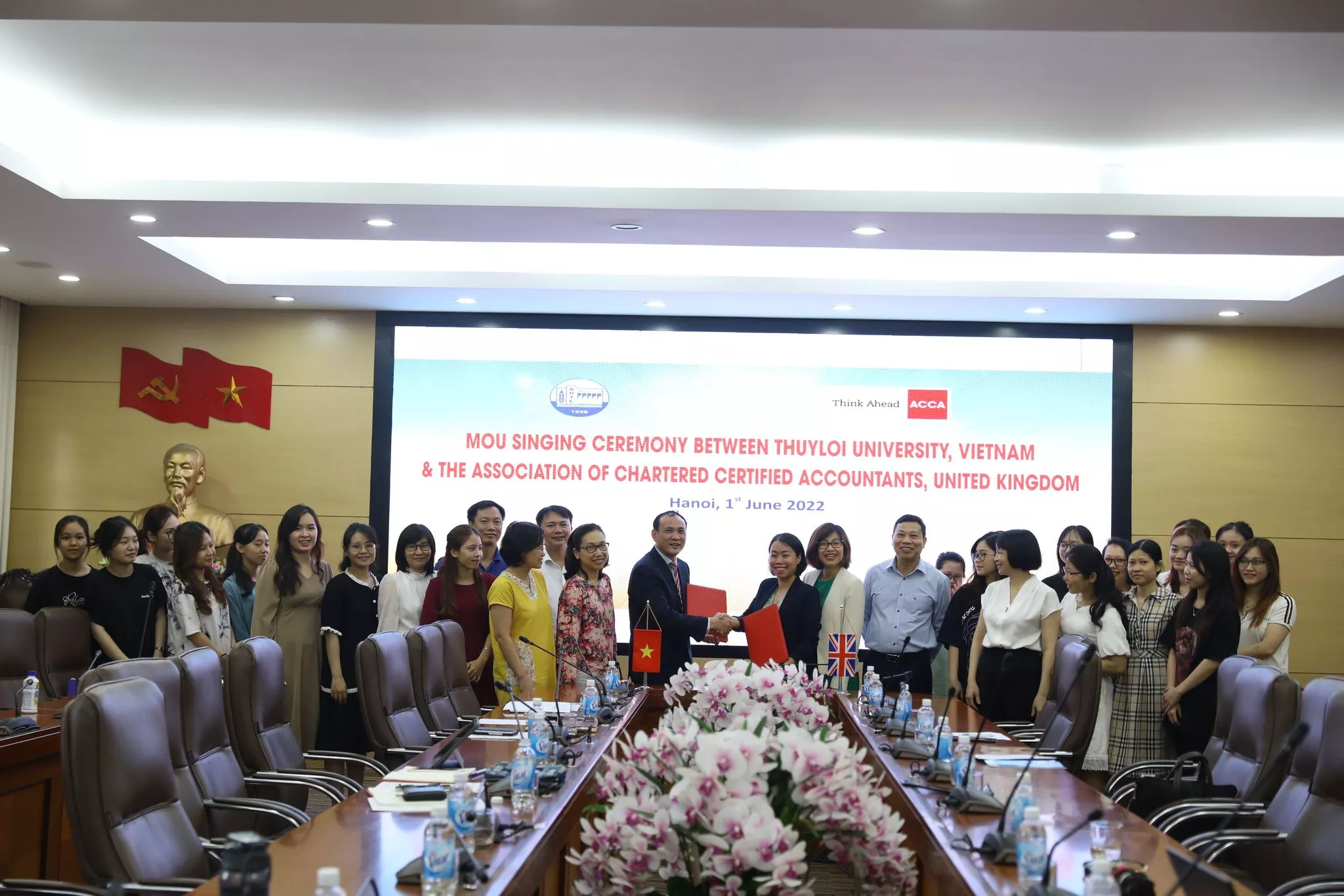 Trường Đại học Thủy lợi ký kết Biên bản ghi nhớ với Hiệp hội Kế toán Công chứng Anh (ACCA)