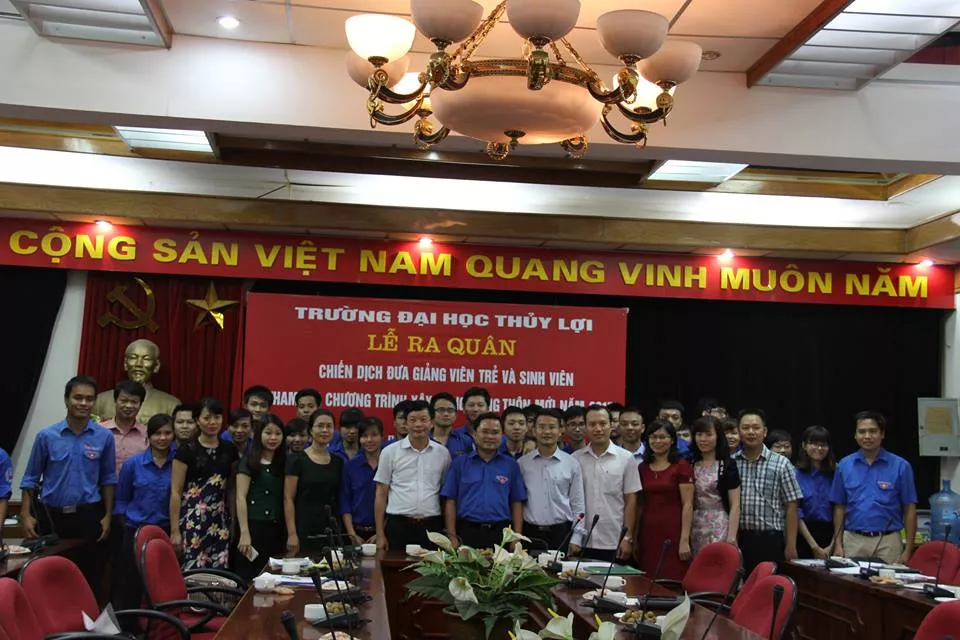 Lễ ra quân chiến dịch đưa giảng viên trẻ và sinh viên tham gia chương trình xây dựng nông thôn mới