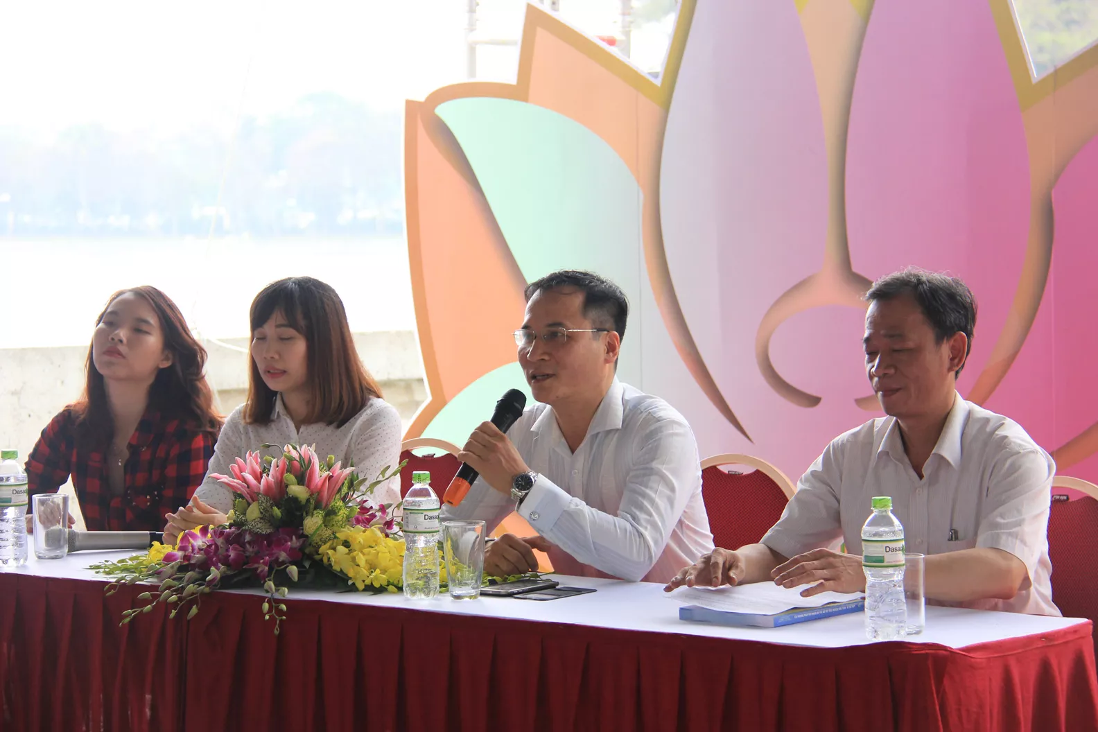 Tọa đàm “Vượt qua kỳ thi trắc nghiệm môn Toán: Khó hay dễ”
