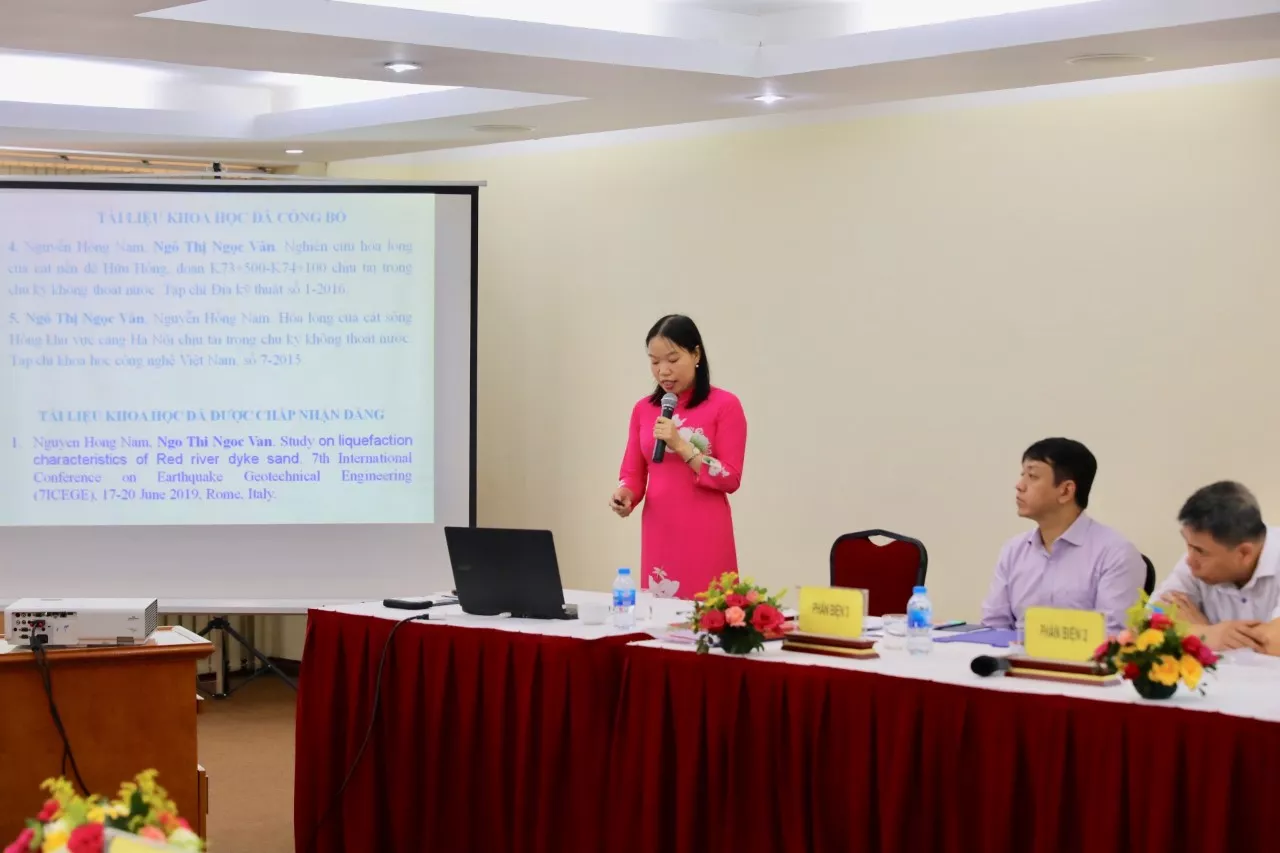 Trường Đại học Thủy lợi tổ chức bảo vệ luận án tiến sĩ cấp Trường cho NCS Ngô Thị Ngọc Vân
