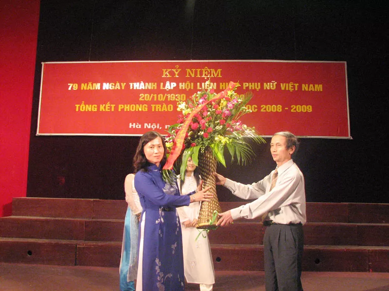 Lễ kỷ niệm 79 năm ngày thành lập Hội Liên hiệp Phụ nữ Việt Nam, tổng kết phong trào thi đua năm học 2008 – 2009