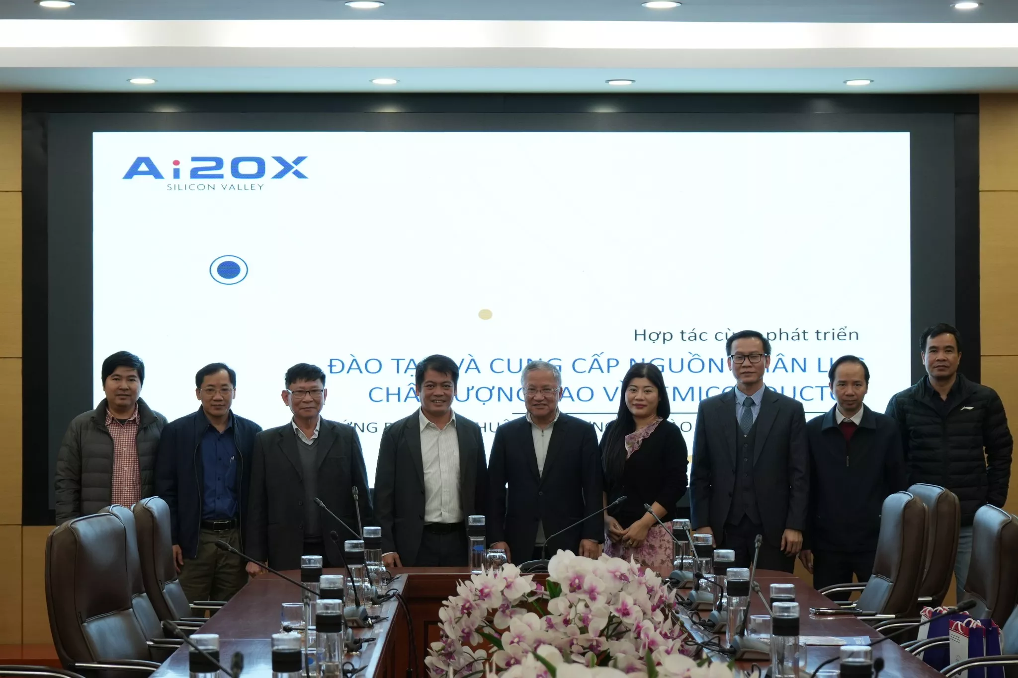 Trường Đại học Thủy lợi hợp tác với Ai20X và Wenet đào tạo nguồn nhân lực bán dẫn