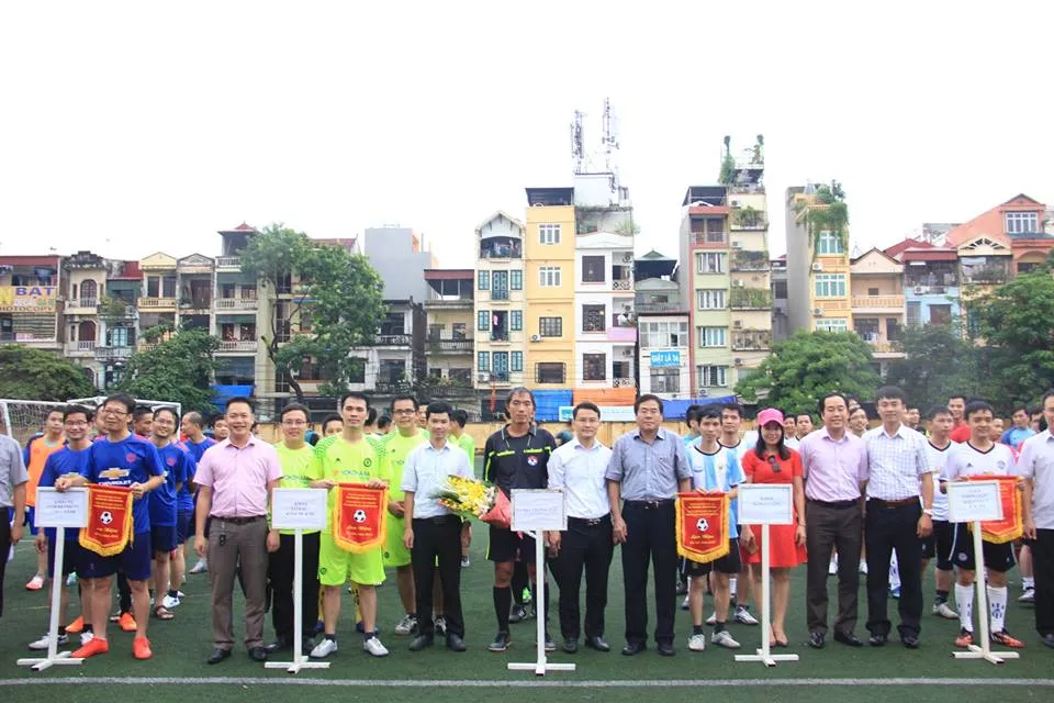 Khai mạc giải bóng đá cán bộ – giảng viên năm 2016