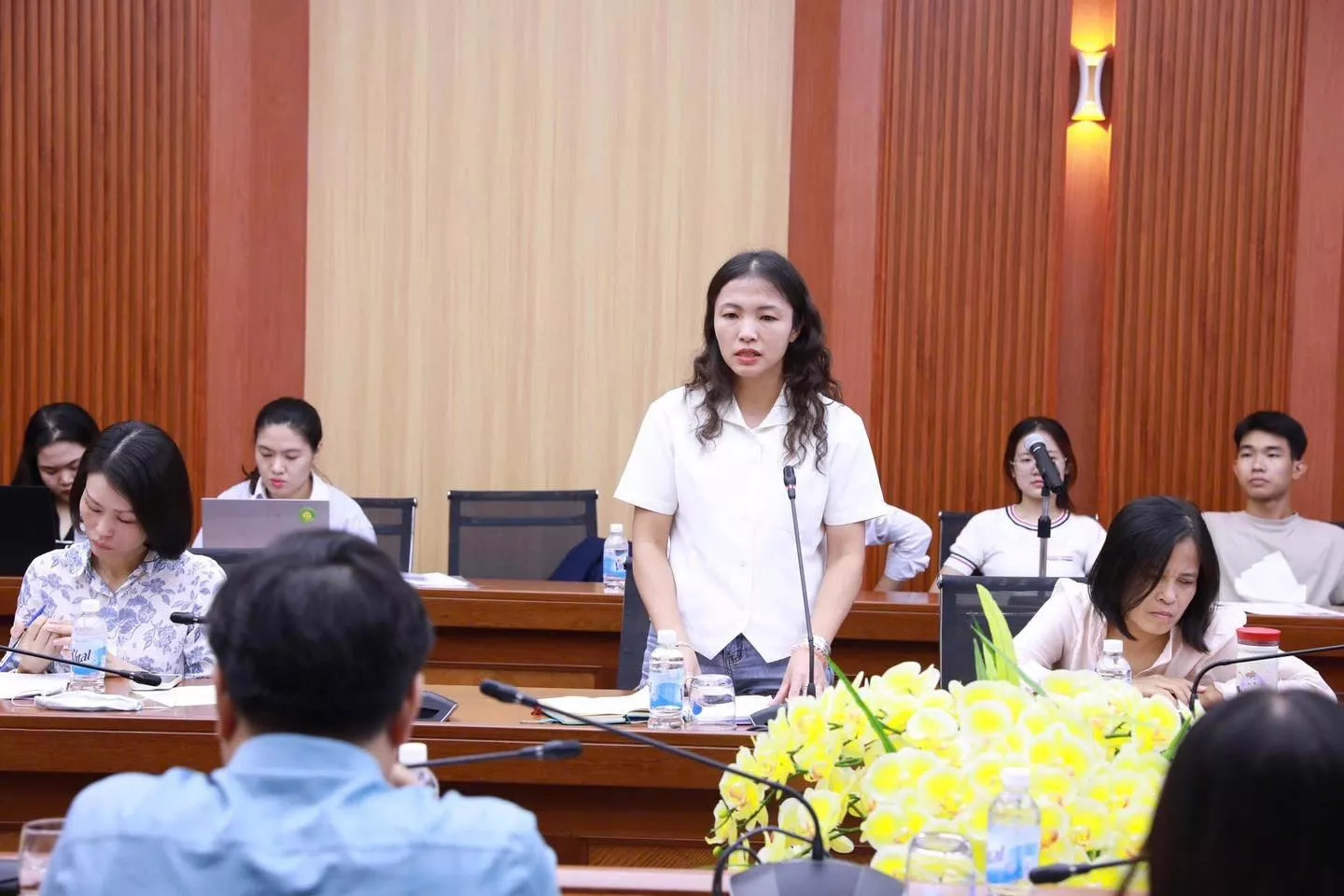 Chi bộ Đào tạo Quốc tế tổ chức thành công buổi sinh hoạt chuyên đề điểm quý III năm 2025