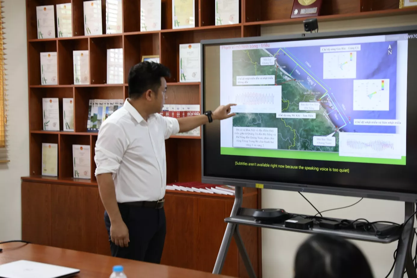 Thuyloi University Holds Workshop on “Causes and Solutions of Coastal Erosion in Central Vietnam”