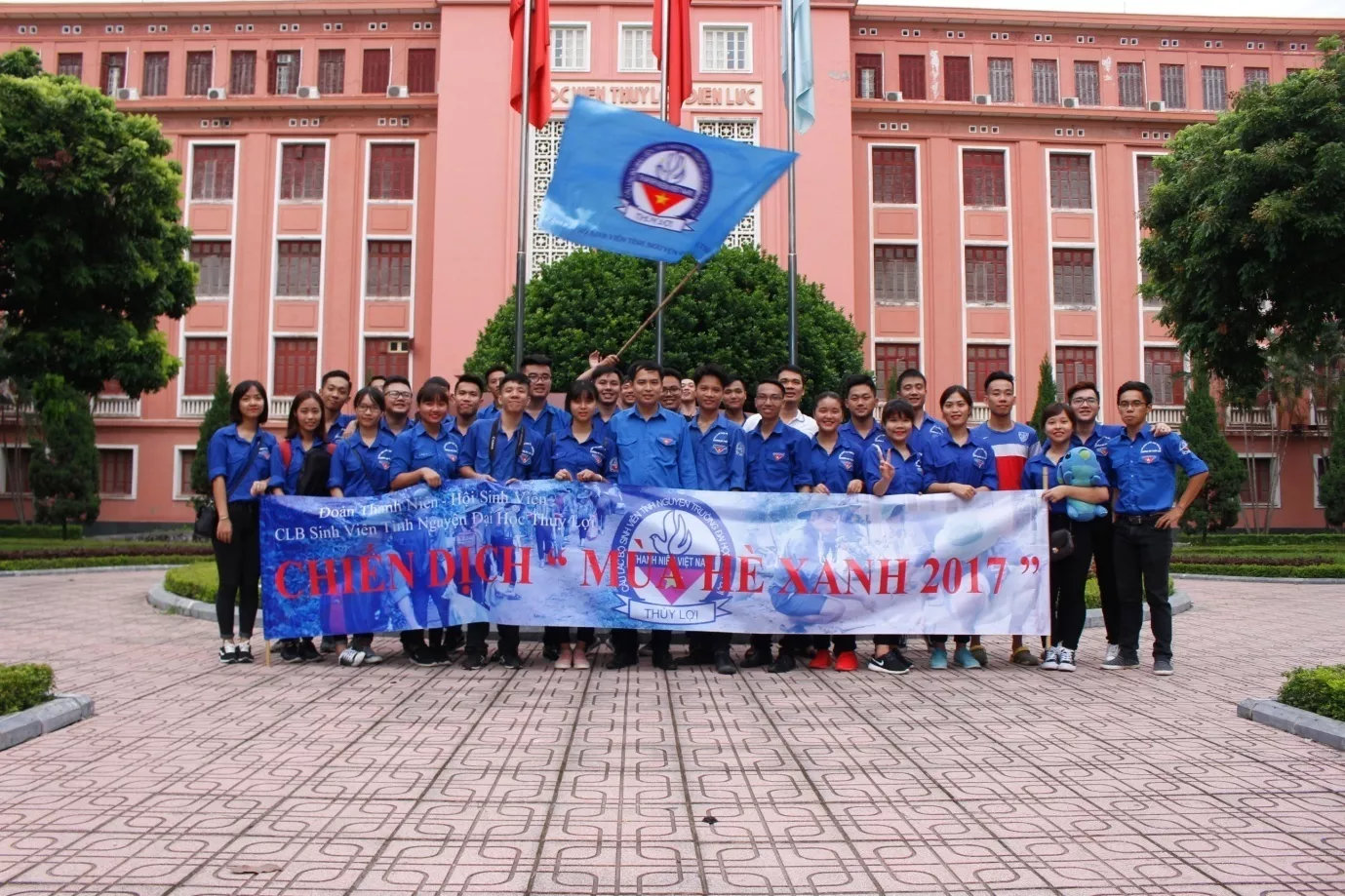 Dấu chân tình nguyện