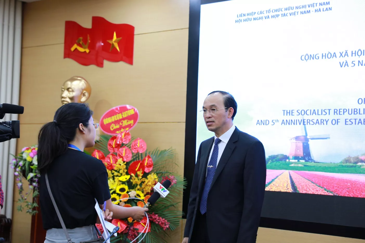 Lễ kỷ niệm 45 năm thiết lập quan hệ ngoại giao Việt Nam – Hà Lan tại Trường Đại học Thủy lợi
