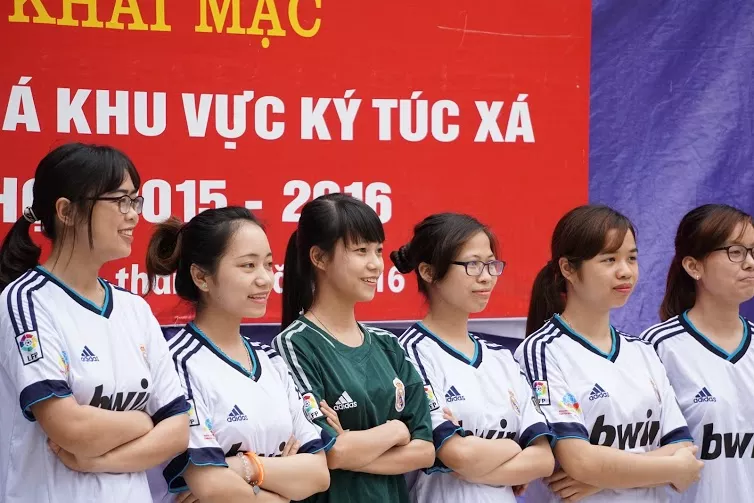 Khai mạc Giải bóng khu vực ký túc xá năm 2016