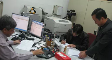 Ký kết biên bản hợp tác với Cục CNTT trợ giúp cho Trường về email, họp qua mạng và các ứng dụng CNTT trong đào tạo đại học.