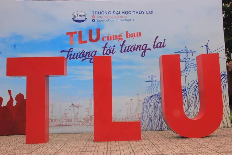 Mình và Thủy Lợi