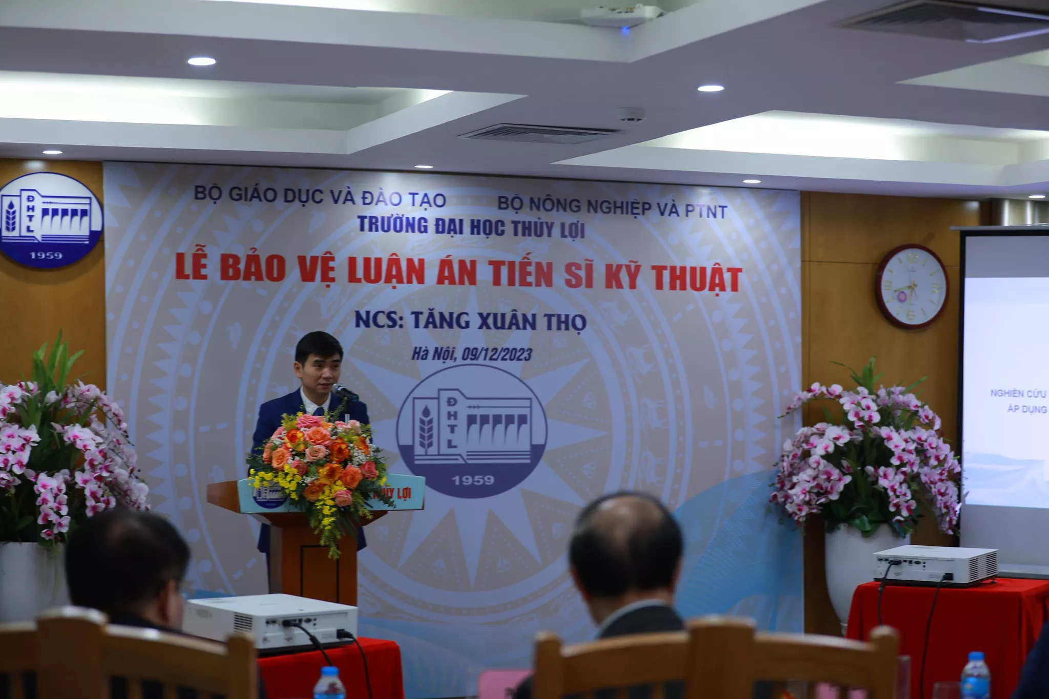 NCS Tăng Xuân Thọ bảo vệ luận án tiến sĩ cấp Trường