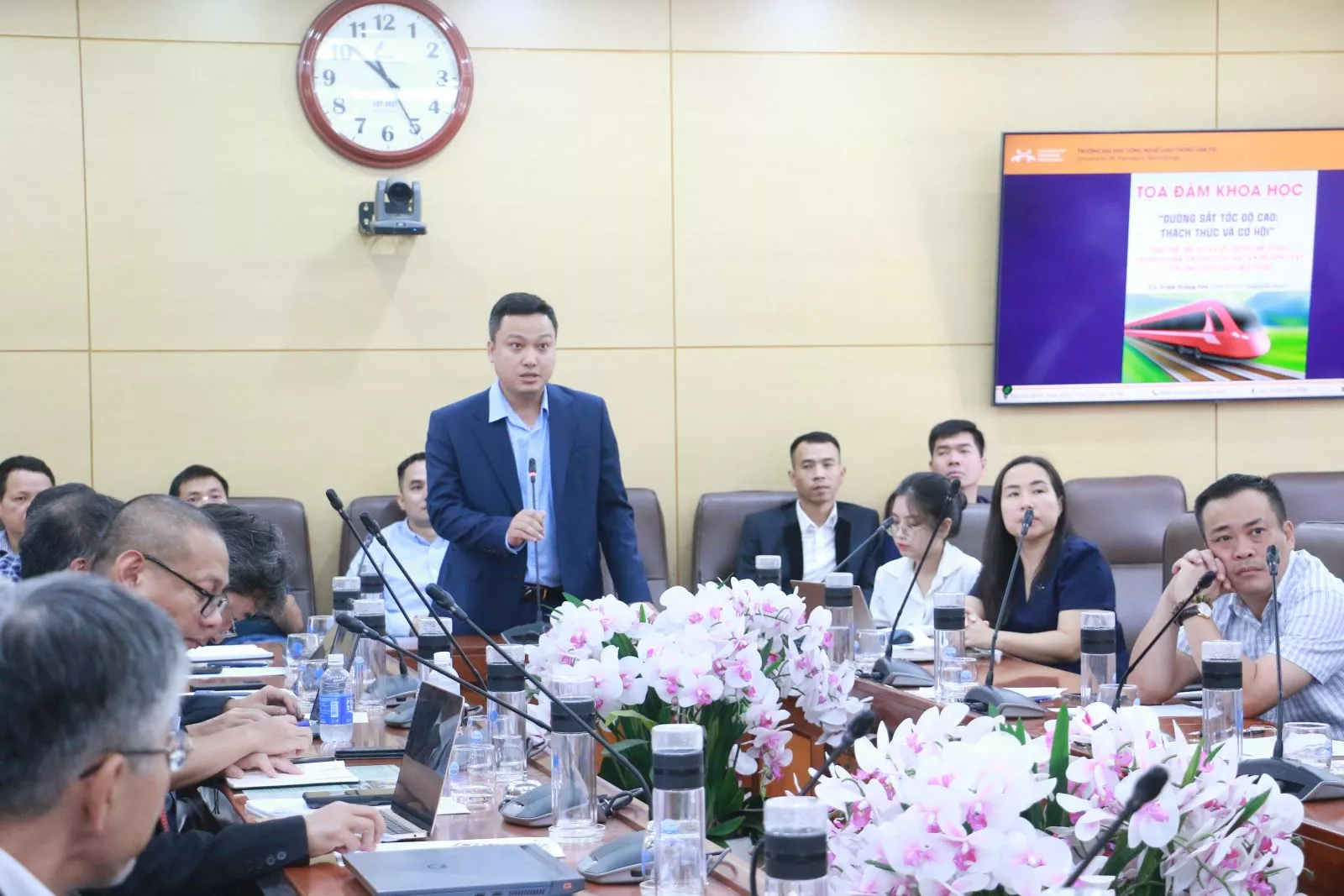 Trường Đại học Thủy lợi và Công ty TNHH Chodai & Kiso-Jiban Việt Nam ký kết Biên bản ghi nhớ và Tọa đàm khoa học “Đường sắt tốc độ cao – Thách thức và cơ hội”
