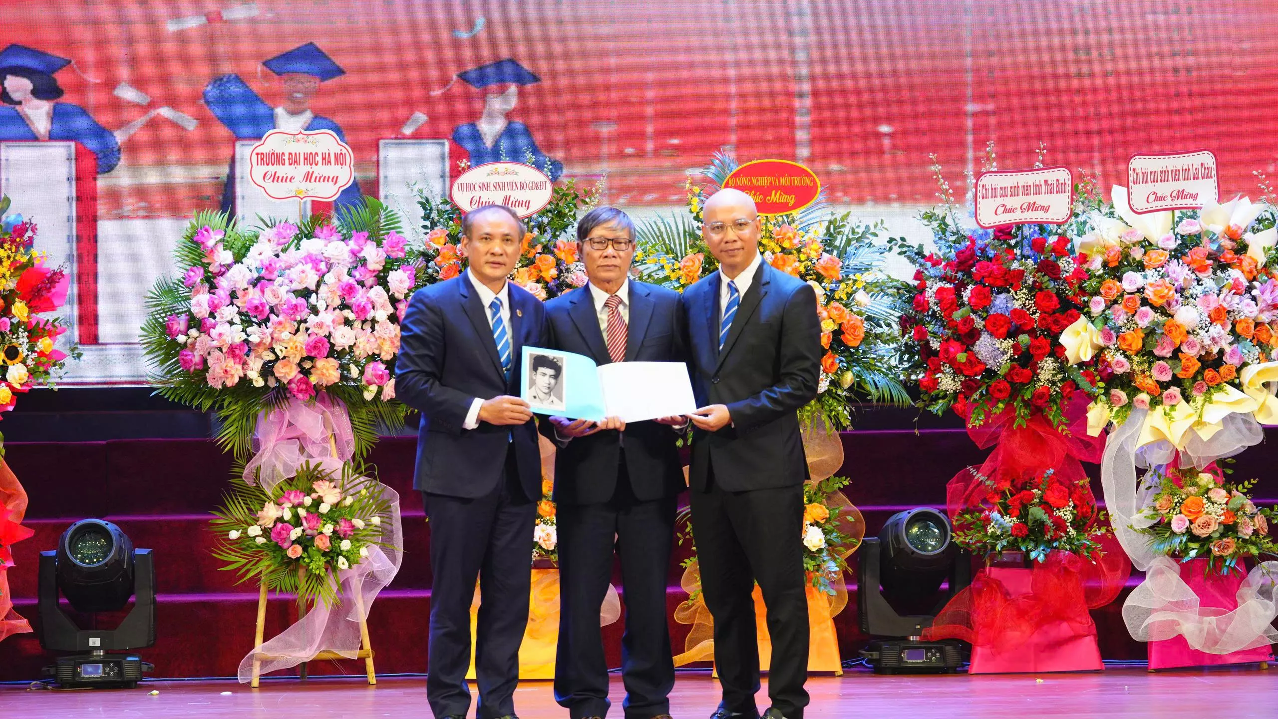 Tri ân “Gia đình Thủy lợi – Thuyloi’s Family” và gặp mặt các Chi hội cựu sinh viên các tỉnh