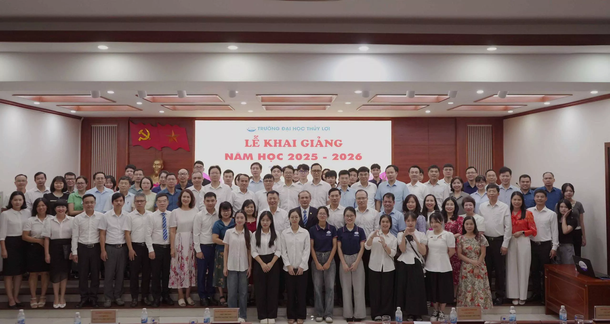 Rộn ràng không khí ngày khai giảng năm học mới 2025-2026