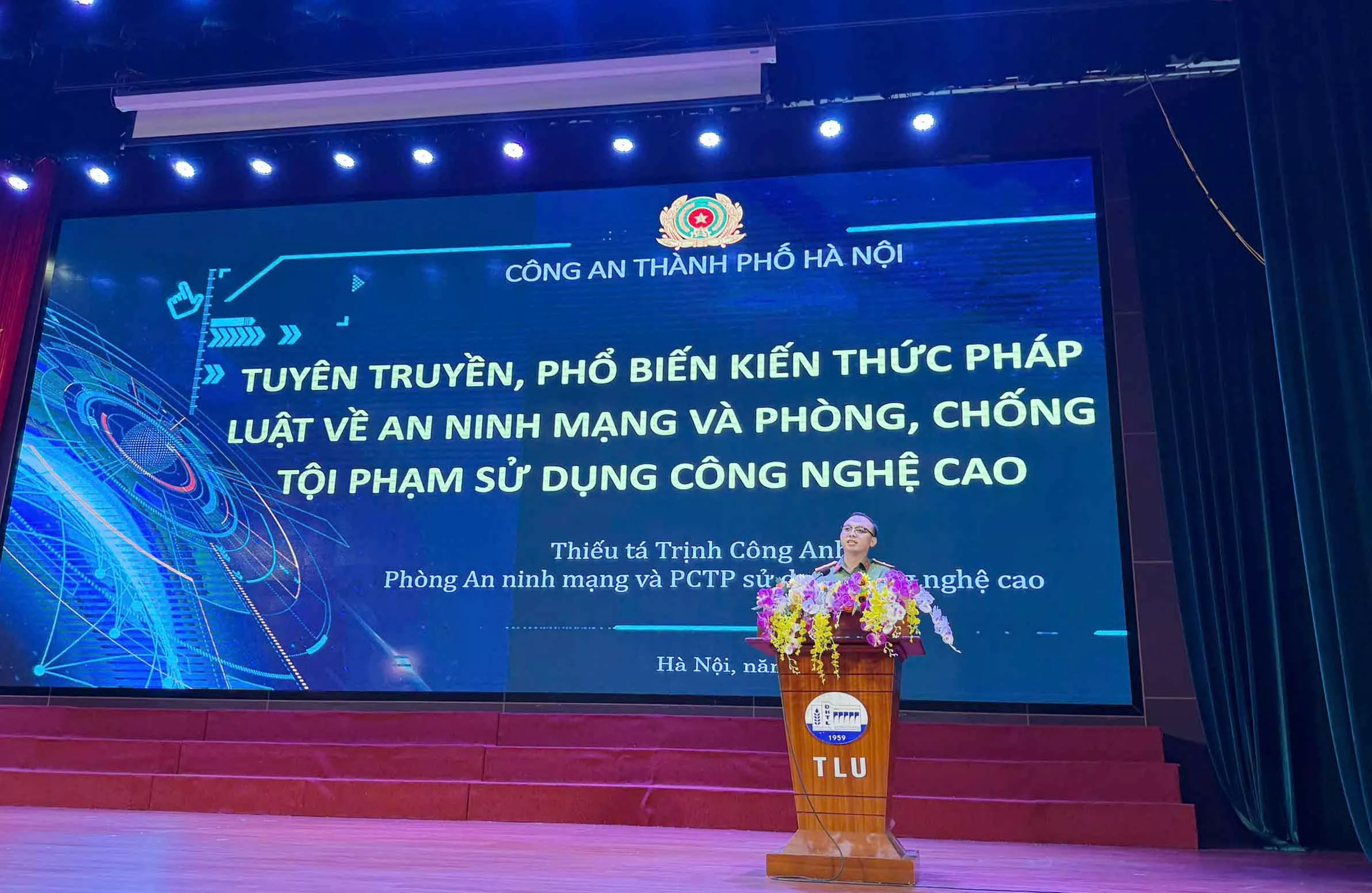 Sôi động lễ chào Tân sinh viên K67 của Trường Đại học Thủy lợi