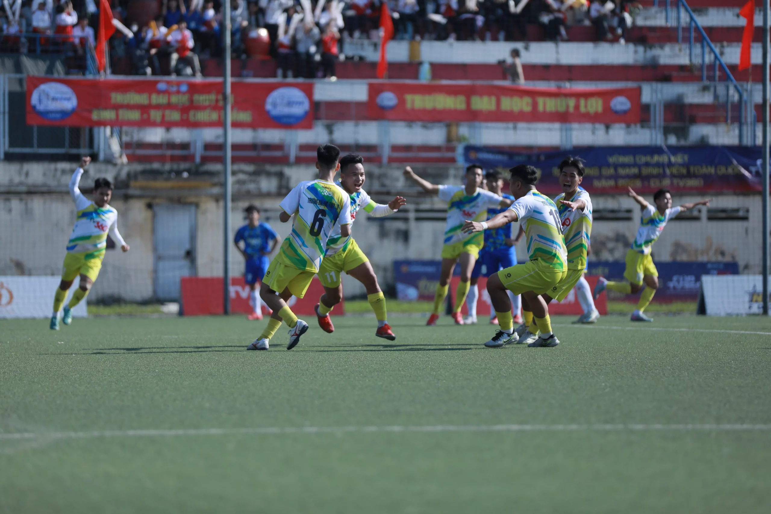 Đại học Thủy lợi thắng thuyết phục 2–0, hiên ngang tiến vào bán kết NUC Cup TV360