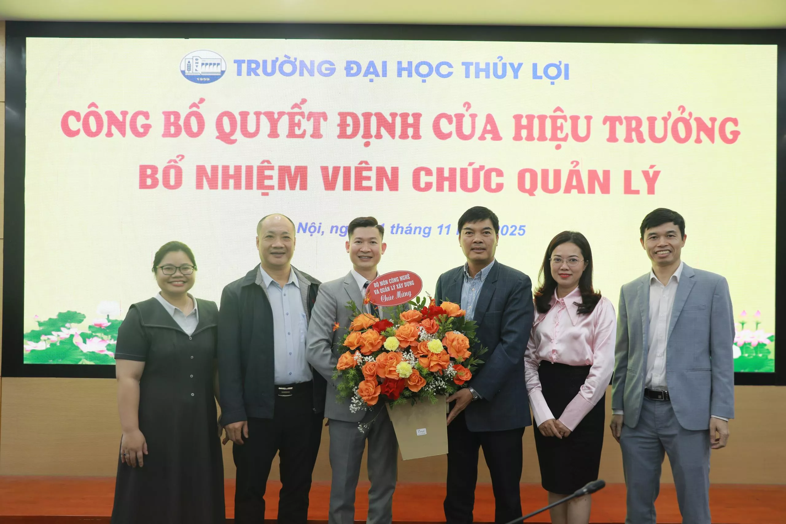 Công bố Quyết định bổ nhiệm Phó trưởng Phòng Chính trị và Công tác sinh viên