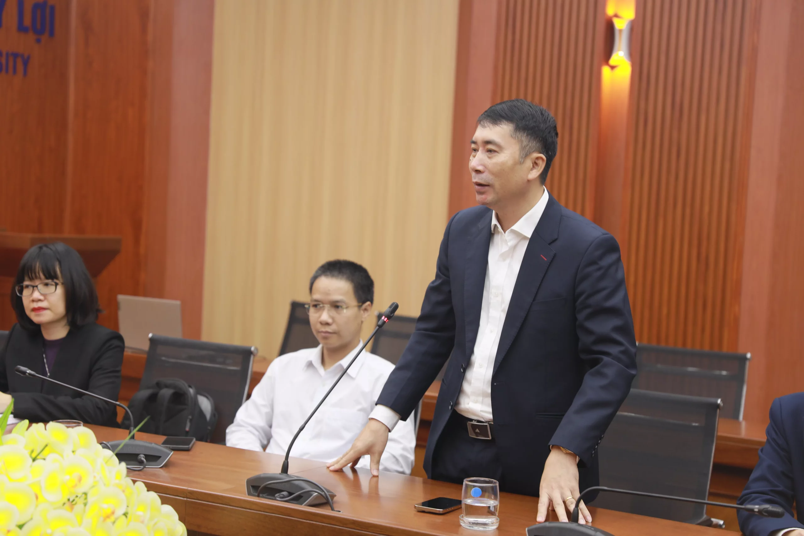 Chi bộ Kỹ thuật Tài nguyên nước 3 (Đại học Thủy lợi): Kết nạp 5 sinh viên ưu tú vào Đảng Cộng sản Việt Nam