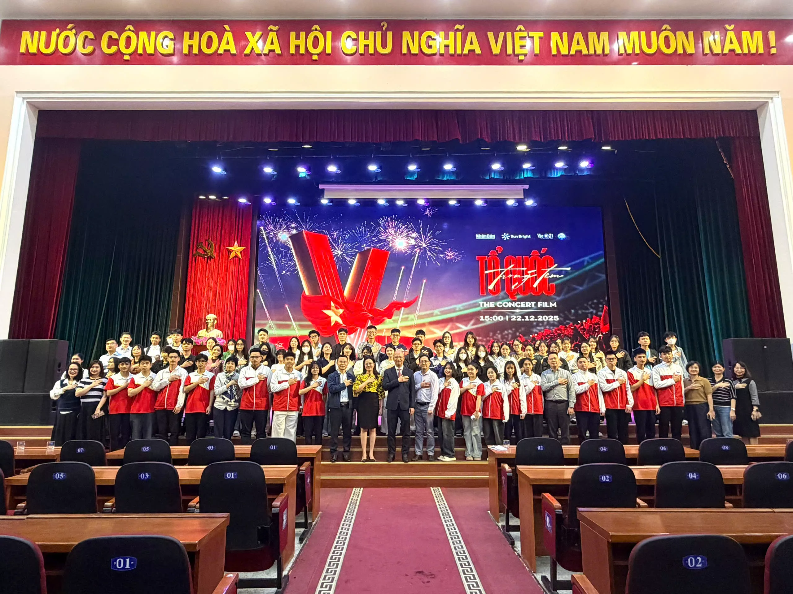 Lan tỏa lòng yêu nước và khát vọng cống hiến qua đợt sinh hoạt chính trị đặc biệt tại Trường đại học Thủy lợi