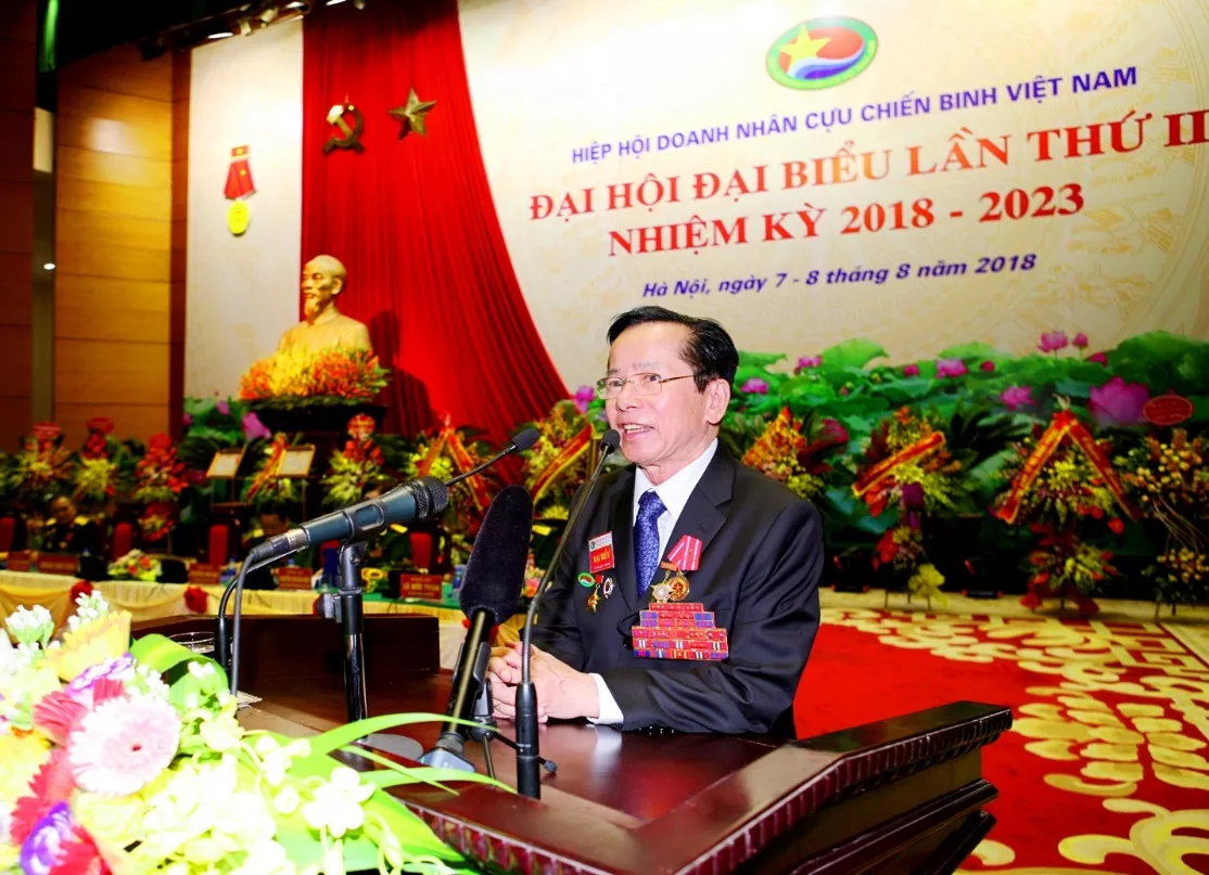 Gia đình Ông Lê Văn Kiểm – Cựu sinh viên Trường Đại học Thủy lợi: Kỷ lục “độc nhất vô nhị” và dòng chảy nhân ái từ mái trường Thủy lợi