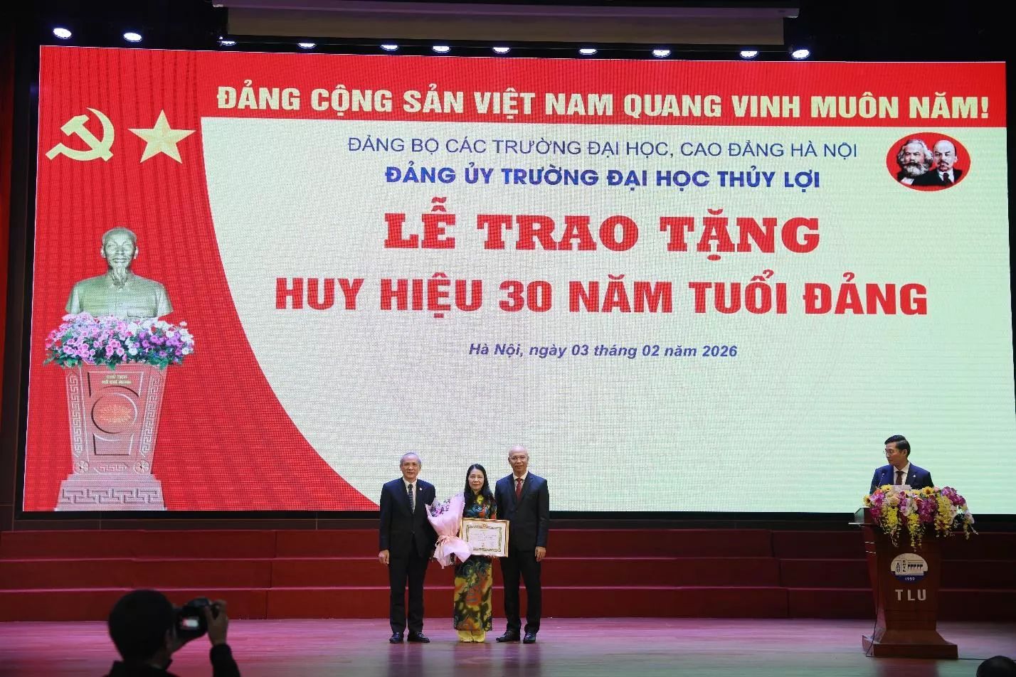 Khơi dậy khát vọng cống hiến, quyết tâm bứt phá trong kỷ nguyên mới