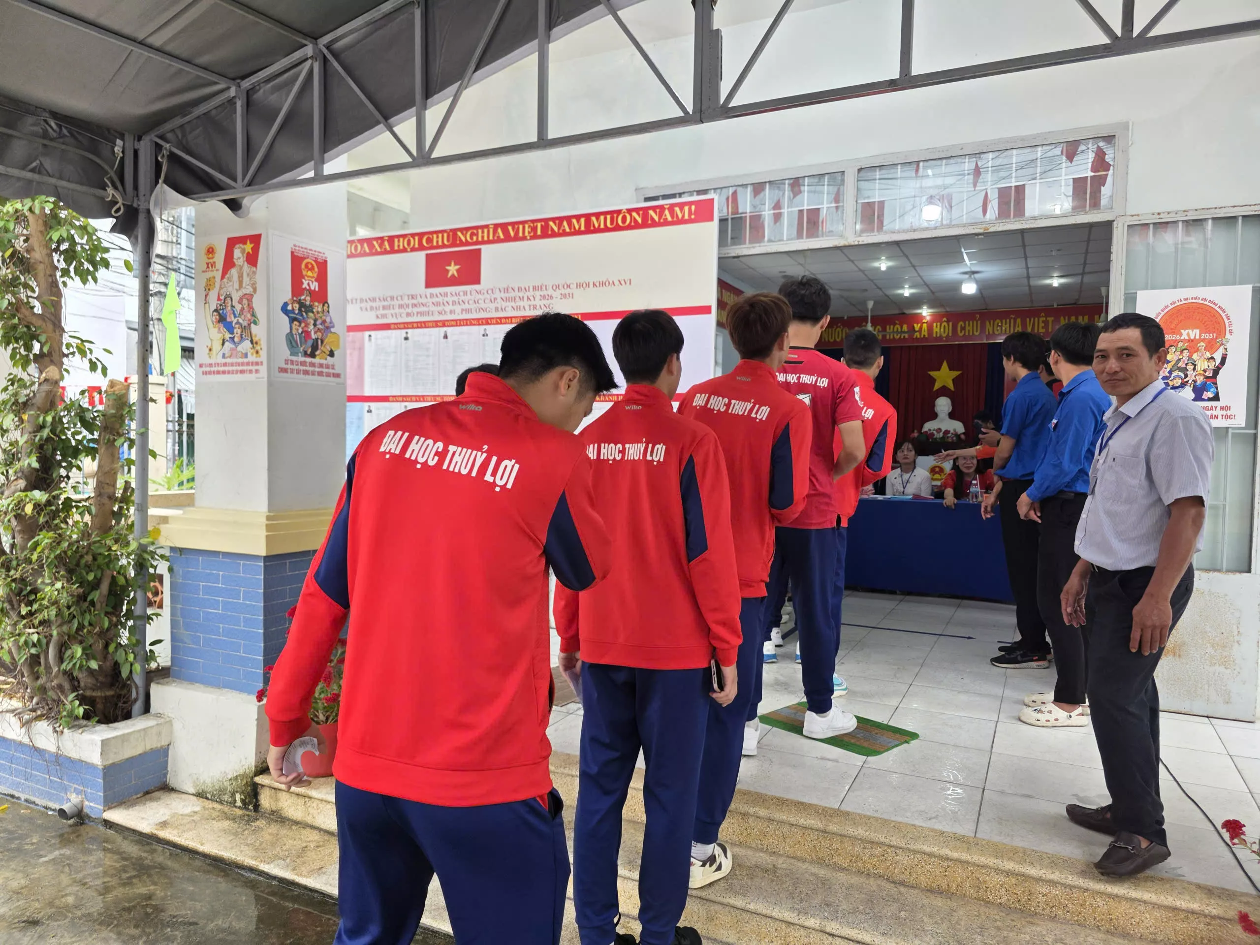 Đội bóng Trường Đại học Thủy lợi: Thi đấu hết mình, lan tỏa tinh thần trách nhiệm công dân