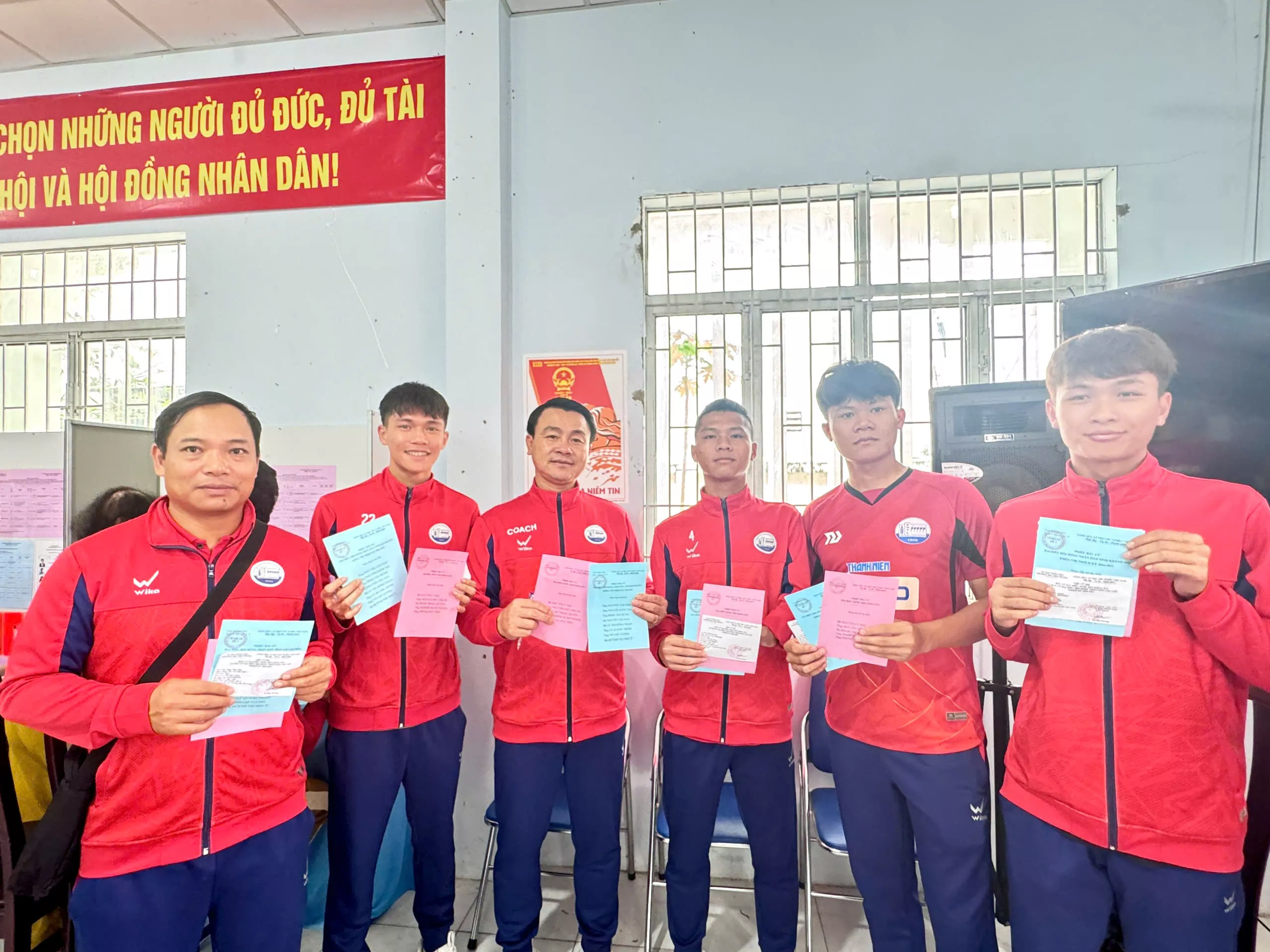 Đội bóng Trường Đại học Thủy lợi: Thi đấu hết mình, lan tỏa tinh thần trách nhiệm công dân
