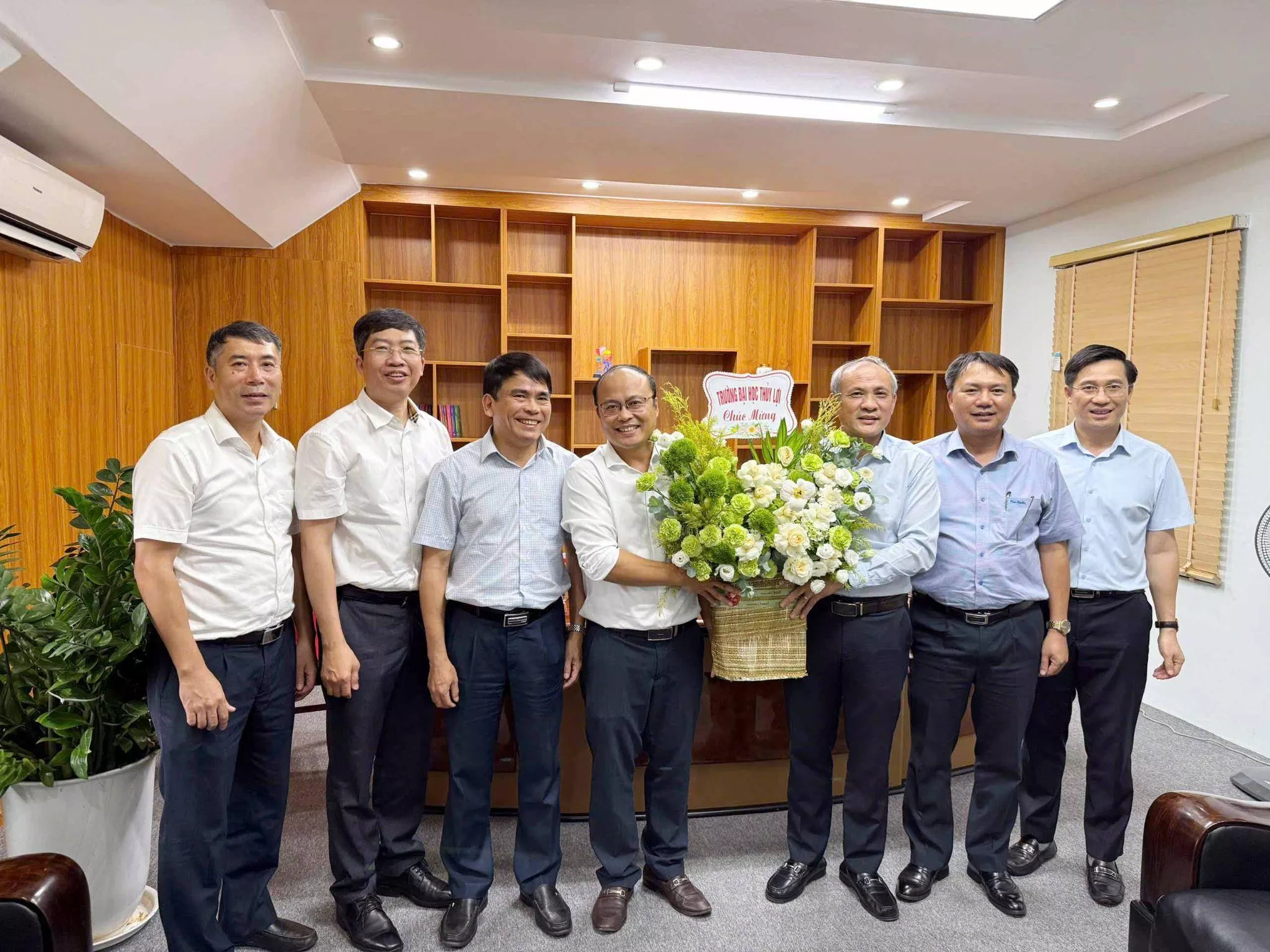 Tăng cường kết nối cựu sinh viên, lan tỏa giá trị Đại học Thủy lợi tại Điện Biên