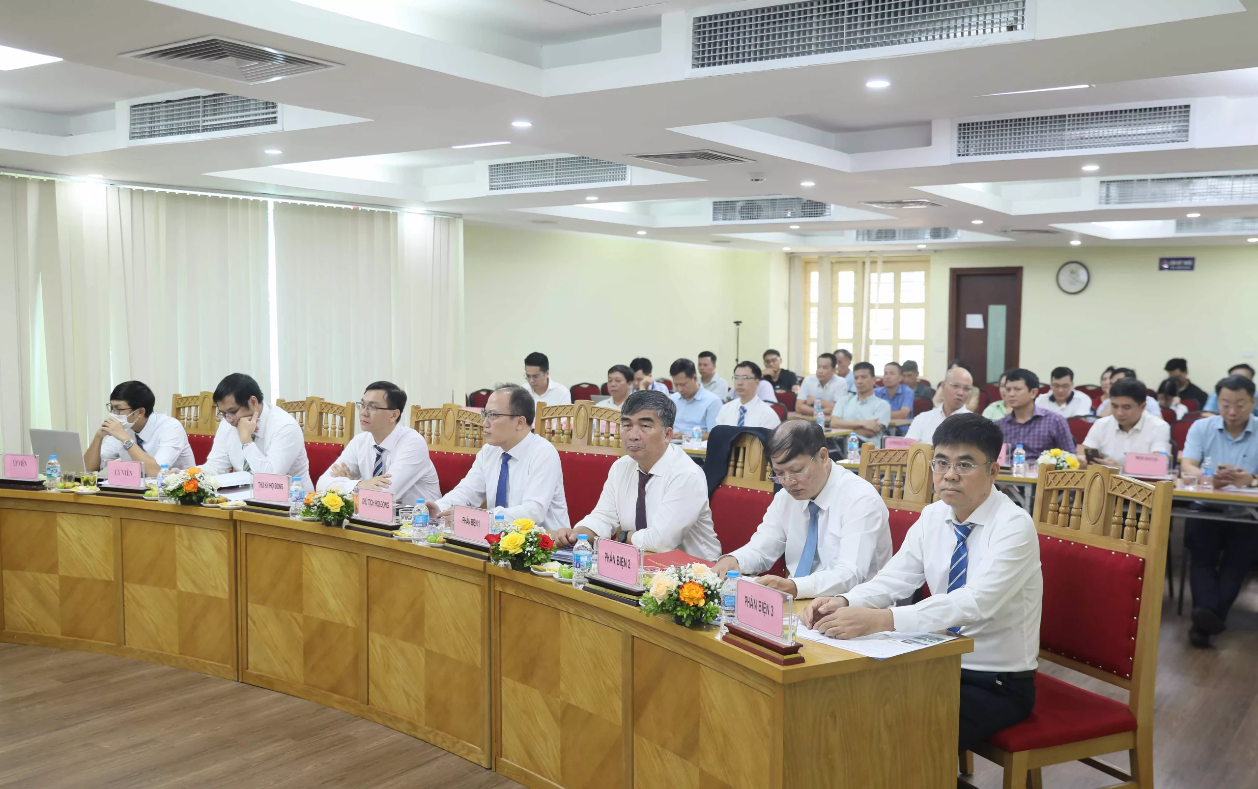 Trường Đại học Thủy lợi tổ chức bảo vệ Luận án Tiến sĩ cấp Trường cho Nghiên cứu sinh Nguyễn Mạnh Cường