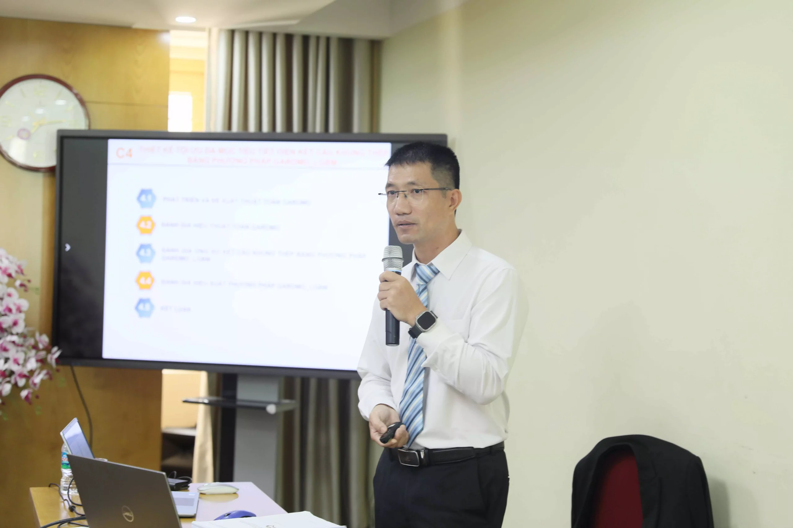 Trường Đại học Thủy lợi tổ chức bảo vệ Luận án Tiến sĩ cấp Trường cho Nghiên cứu sinh Nguyễn Mạnh Cường